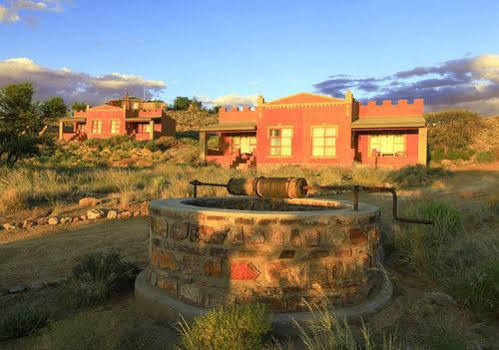 Klein-Aus Vista Desert Horse Inn Bagian luar foto